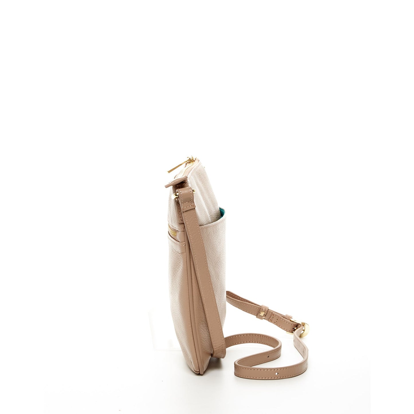 SUSU Saxon crossbody bag side view showing adjustable strap and zipper closure
