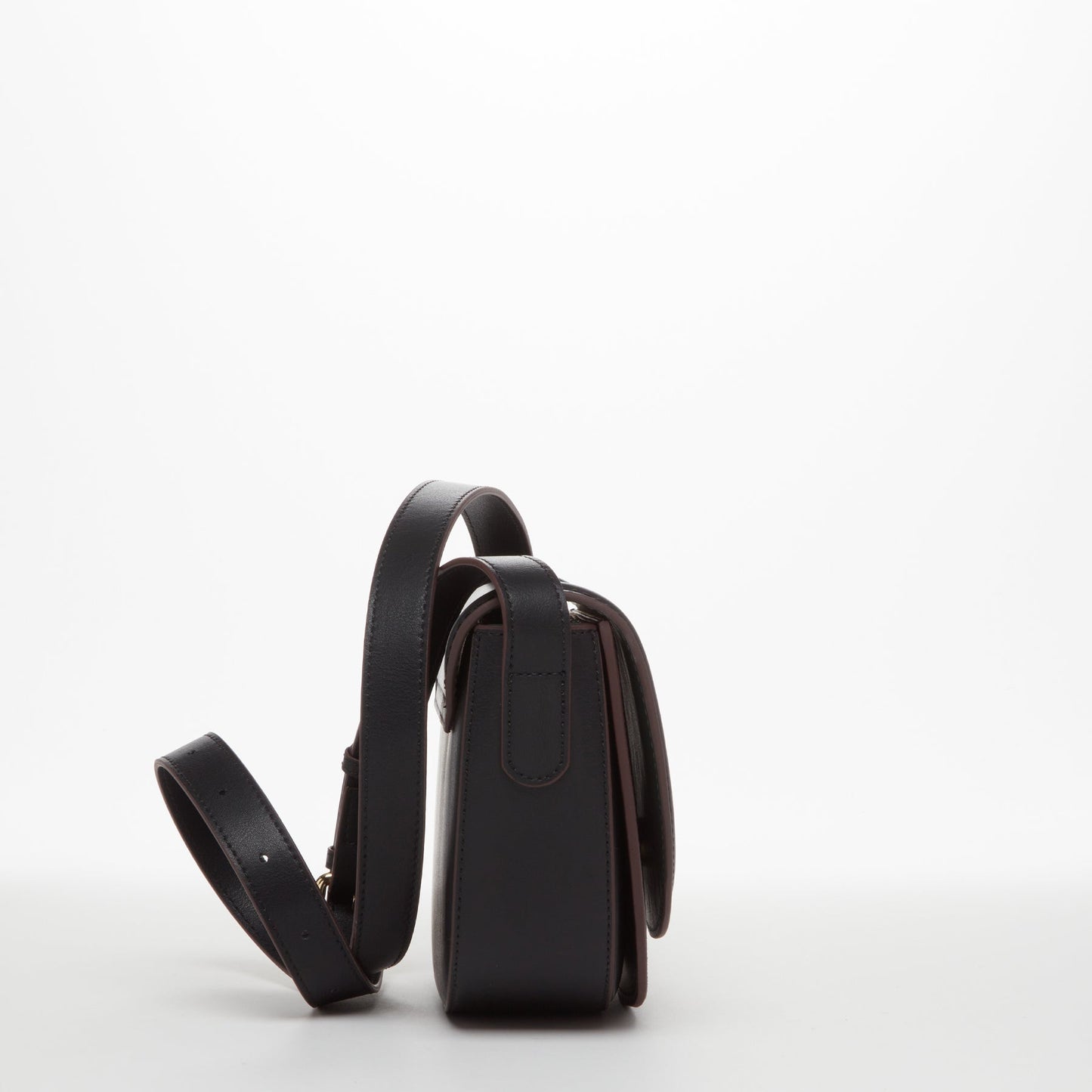 Women's Black Leather Saddle Bag - SUSU Crossbody Purse with Front Pocket - Diazza
