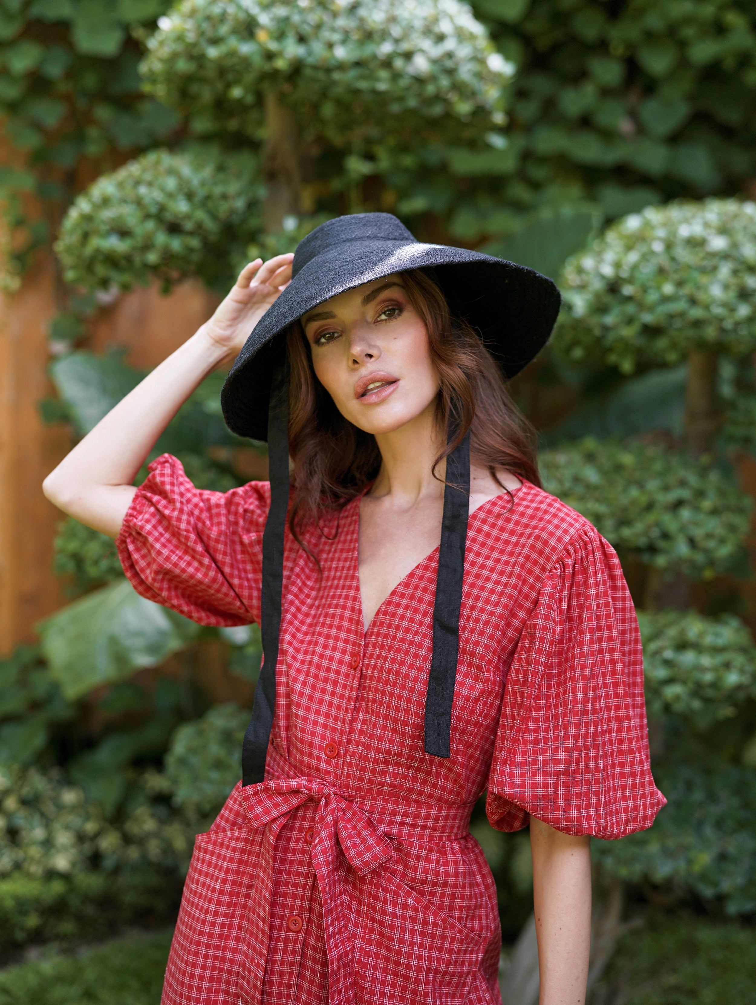 REIGN Jute Straw Hat In Black BrunnaCo