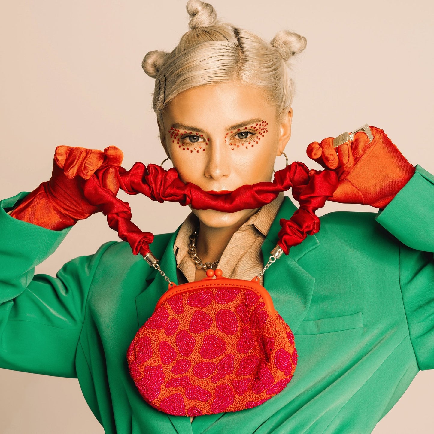 ARNOLDI JEAN Hand - beaded Clutch, in Red & Pink - Diazza