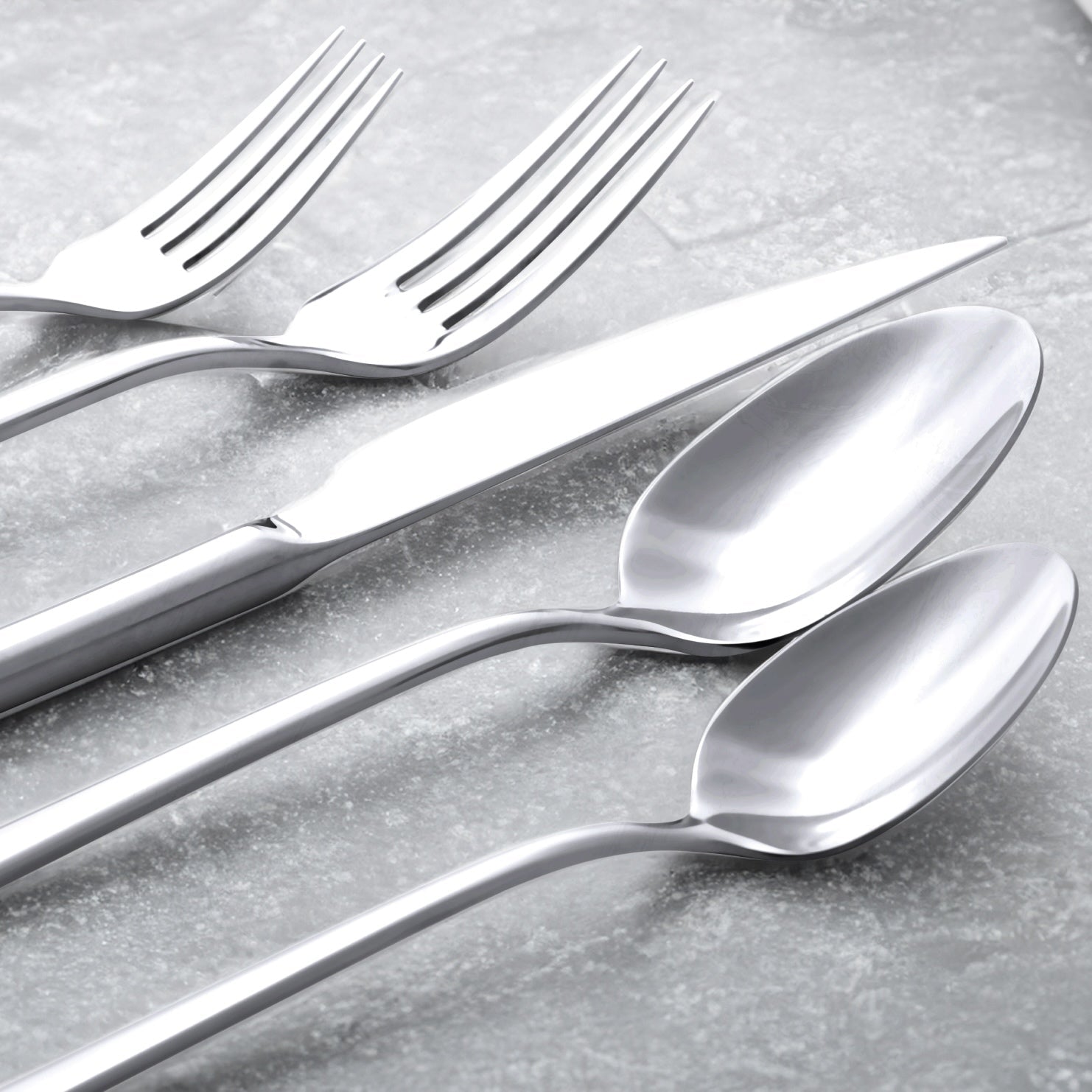 Emilia Mirror 20 - Piece Flatware Set - Diazza