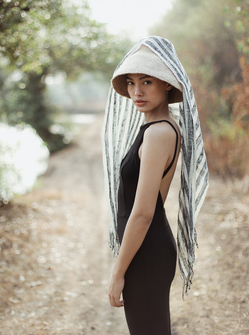 Fatima Hand - loomed Raw Cotton Scarf, in Black - Diazza