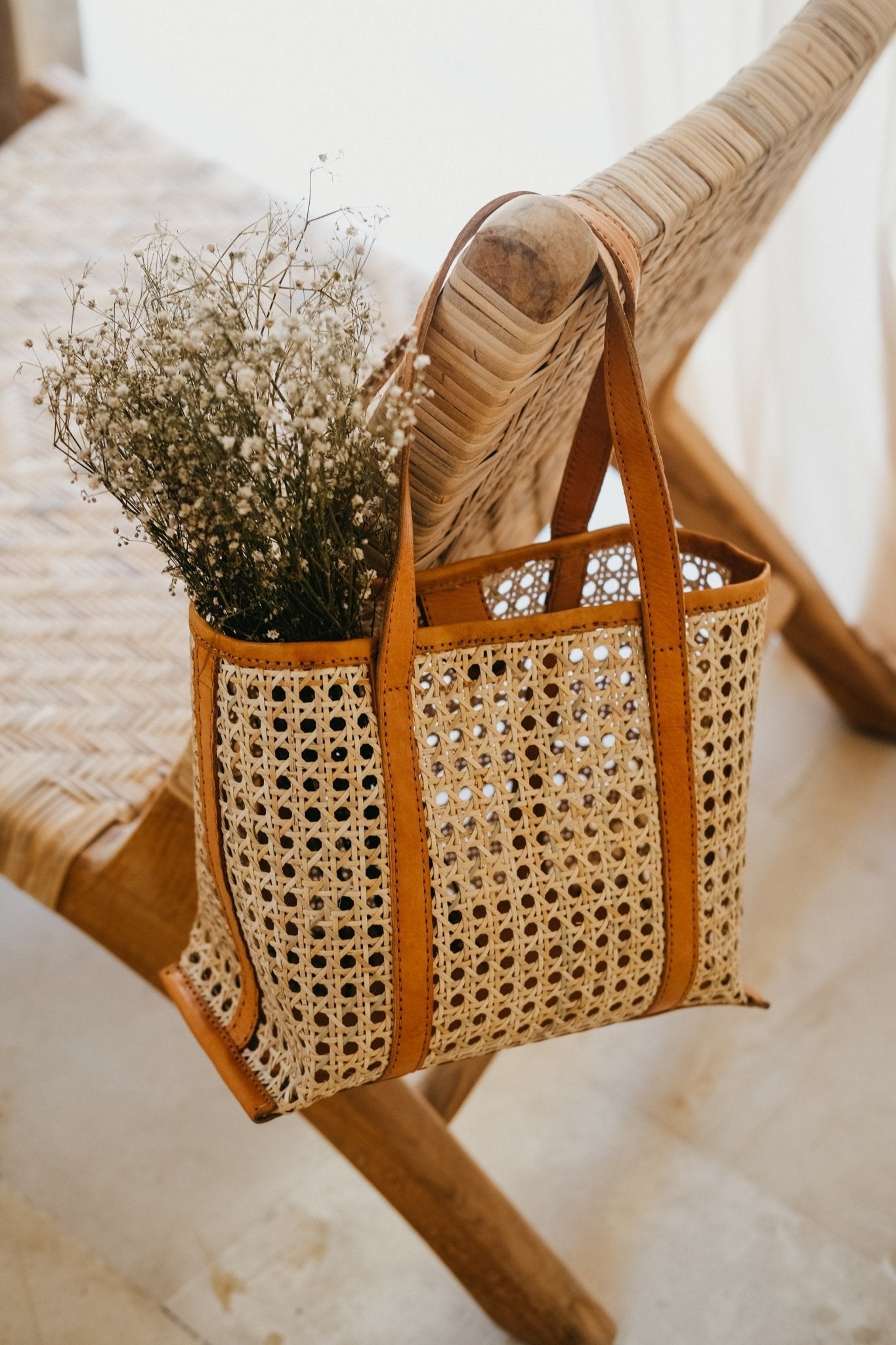 MAGNOLIA — Bali Handmade Cane Rattan & Leather Tote Bag - Diazza