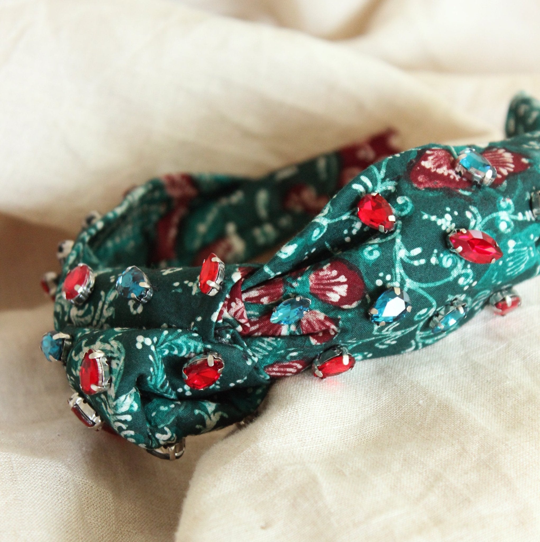 MERAK Peacock Batik Crystals Headband - Diazza