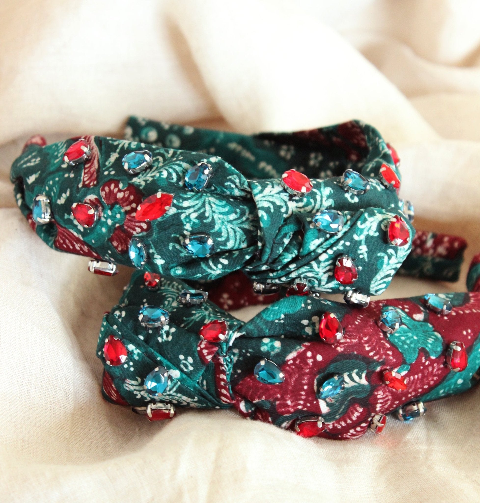 MERAK Peacock Batik Crystals Headband - Diazza