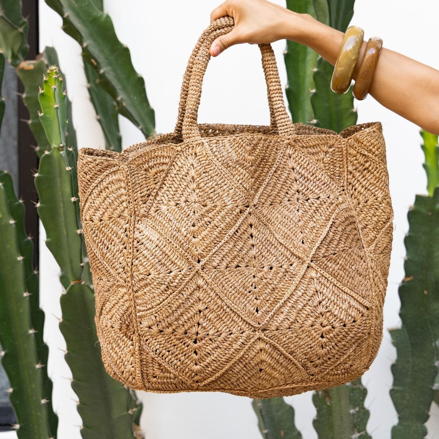 NICO — Handwoven Raffia Tote Bag, Natural - Diazza