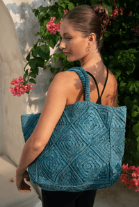 NICO — Handwoven Raffia Tote Bag, Natural - Diazza