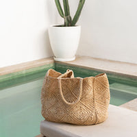 NICO — Handwoven Raffia Tote Bag, Natural - Diazza