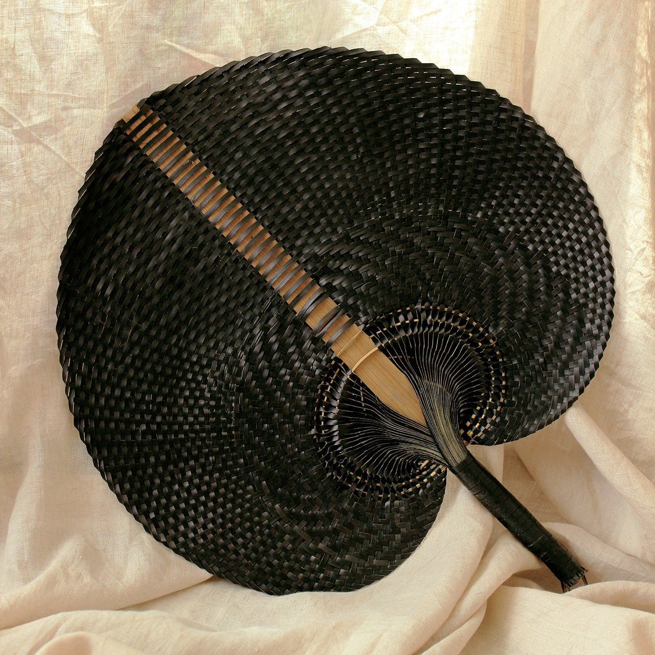 NOIR Balinese Woven Hand Fan - Diazza