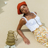 SHELL Handwoven Wire Bag In Dark Gold - Diazza