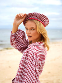 SIMONE Gingham Beret Hat In Red - Diazza