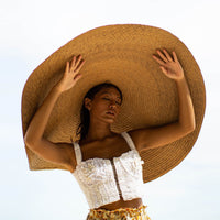 SOLANA Oversized Straw Hat In Toasted Beige - Diazza