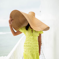 SOLANA Oversized Straw Hat In Toasted Beige - Diazza