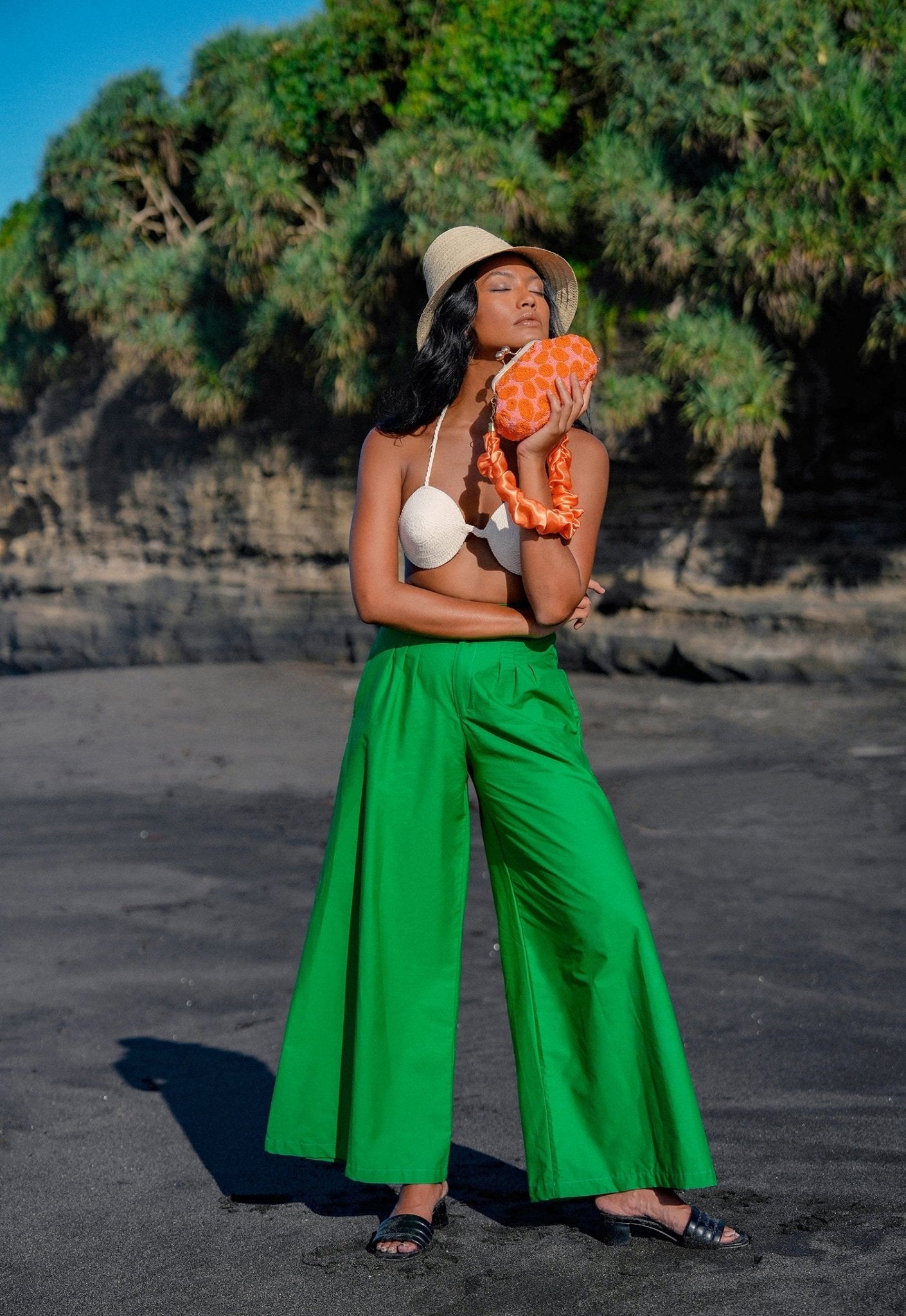 TAYLOR Wide - leg Palazzo Pants in Kelly Green - Diazza