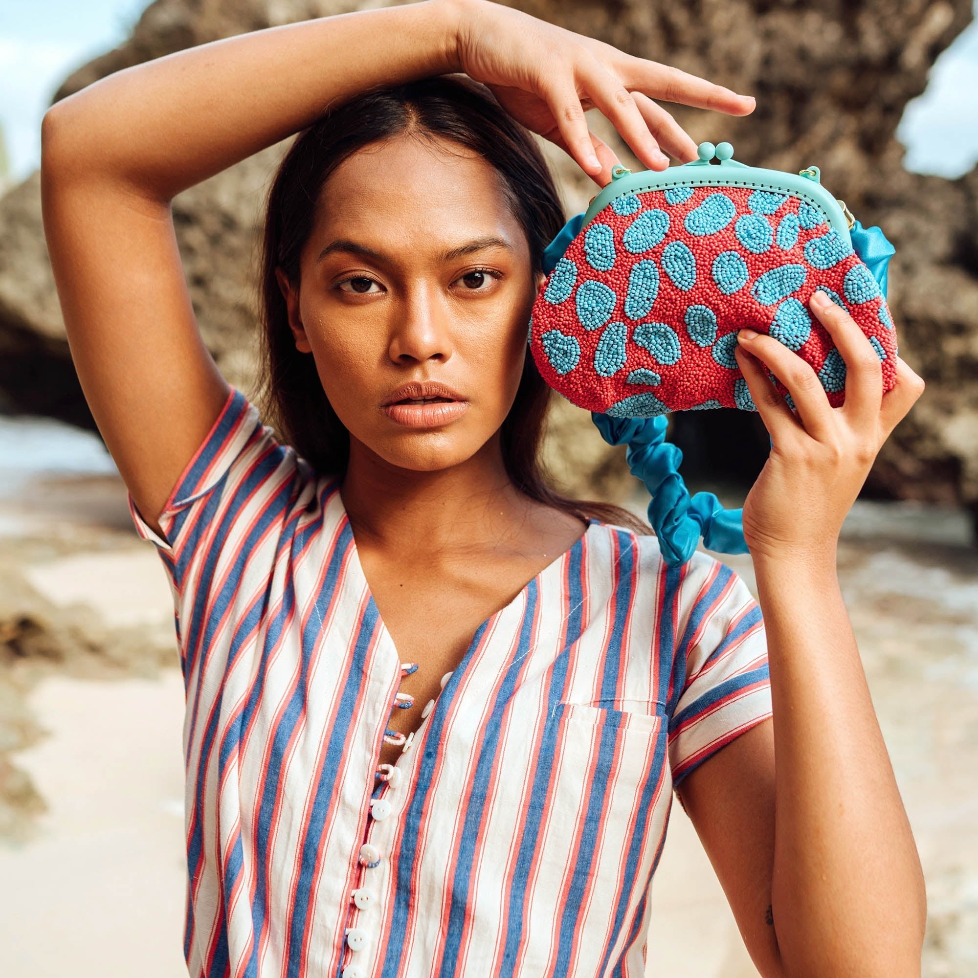 The Arnoldi Ariela Bag In Red & Turquoise Blue - Diazza
