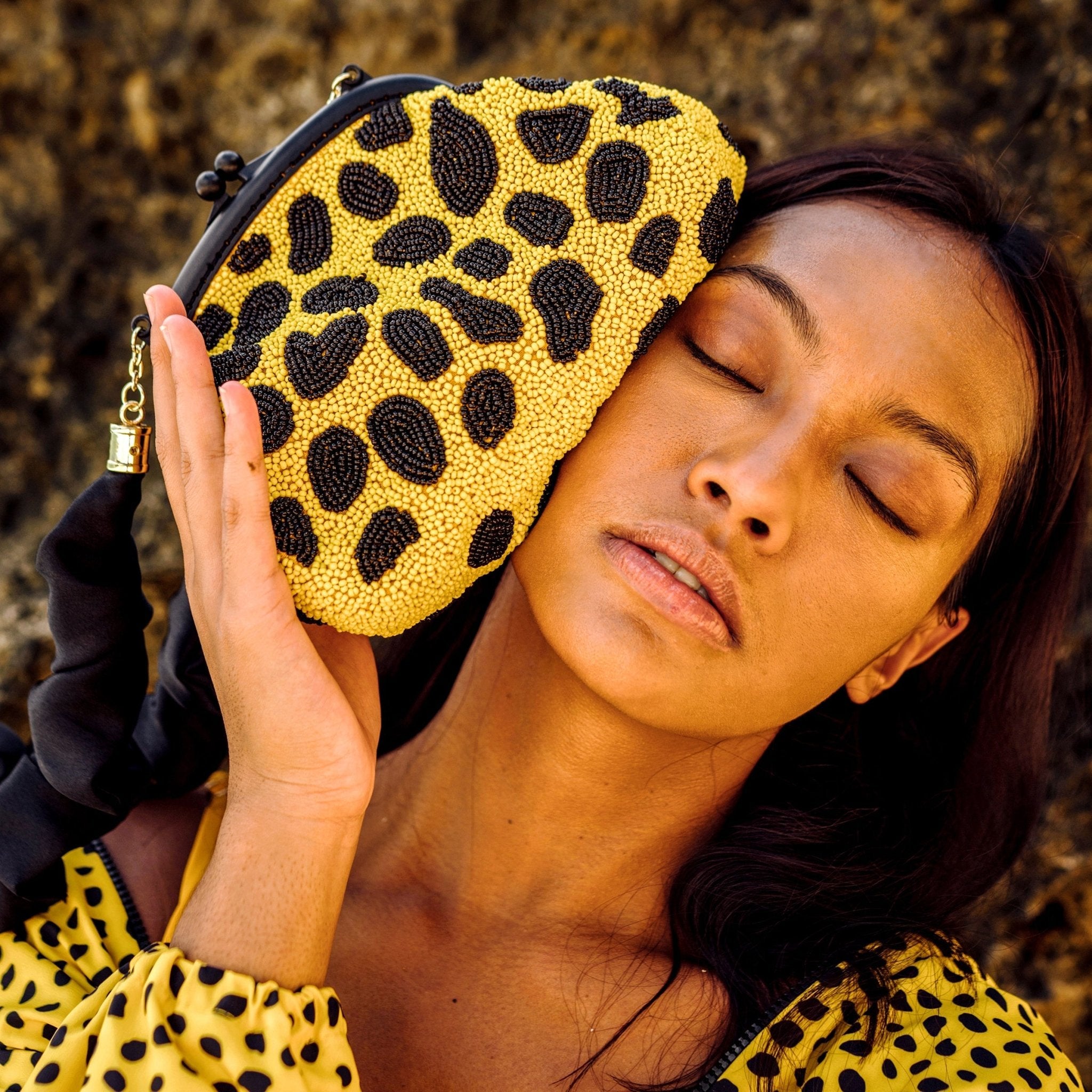 The Arnoldi Venom Clutch Bag In Black & Yellow - Diazza