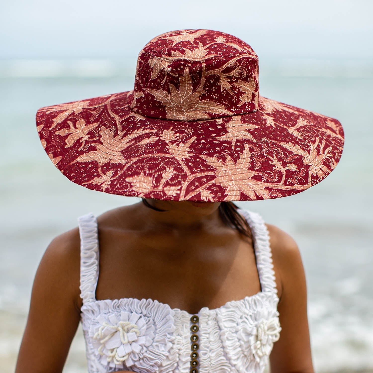The Kusuma Chinoiserie Batik Hat In Maroon Red - Diazza