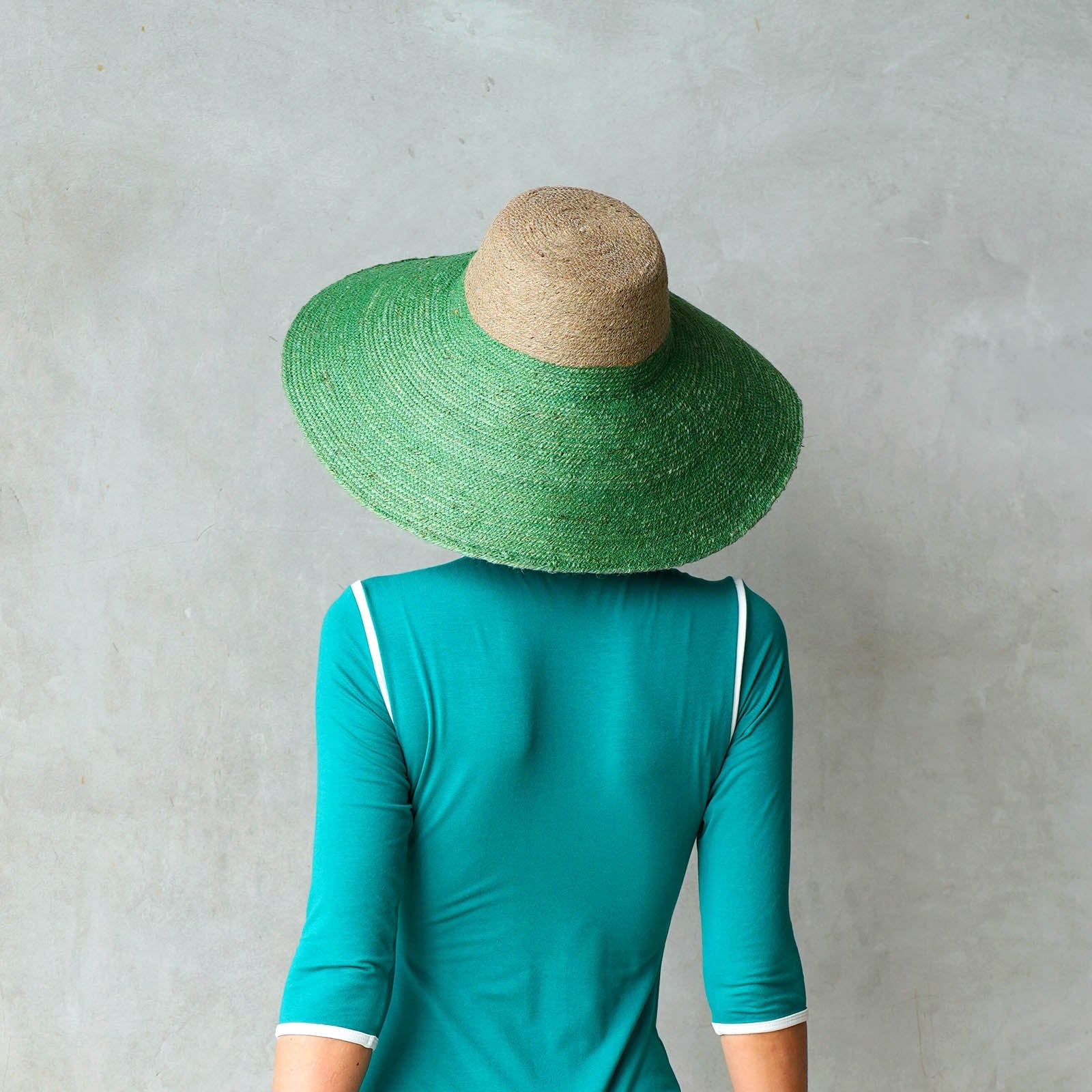 The Riri Duo Jute Straw Hat In Natural & Kelly Green - Diazza