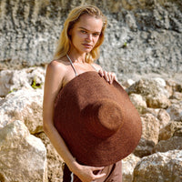 The Riri Jute Straw Hat In Burnt Sienna - Diazza