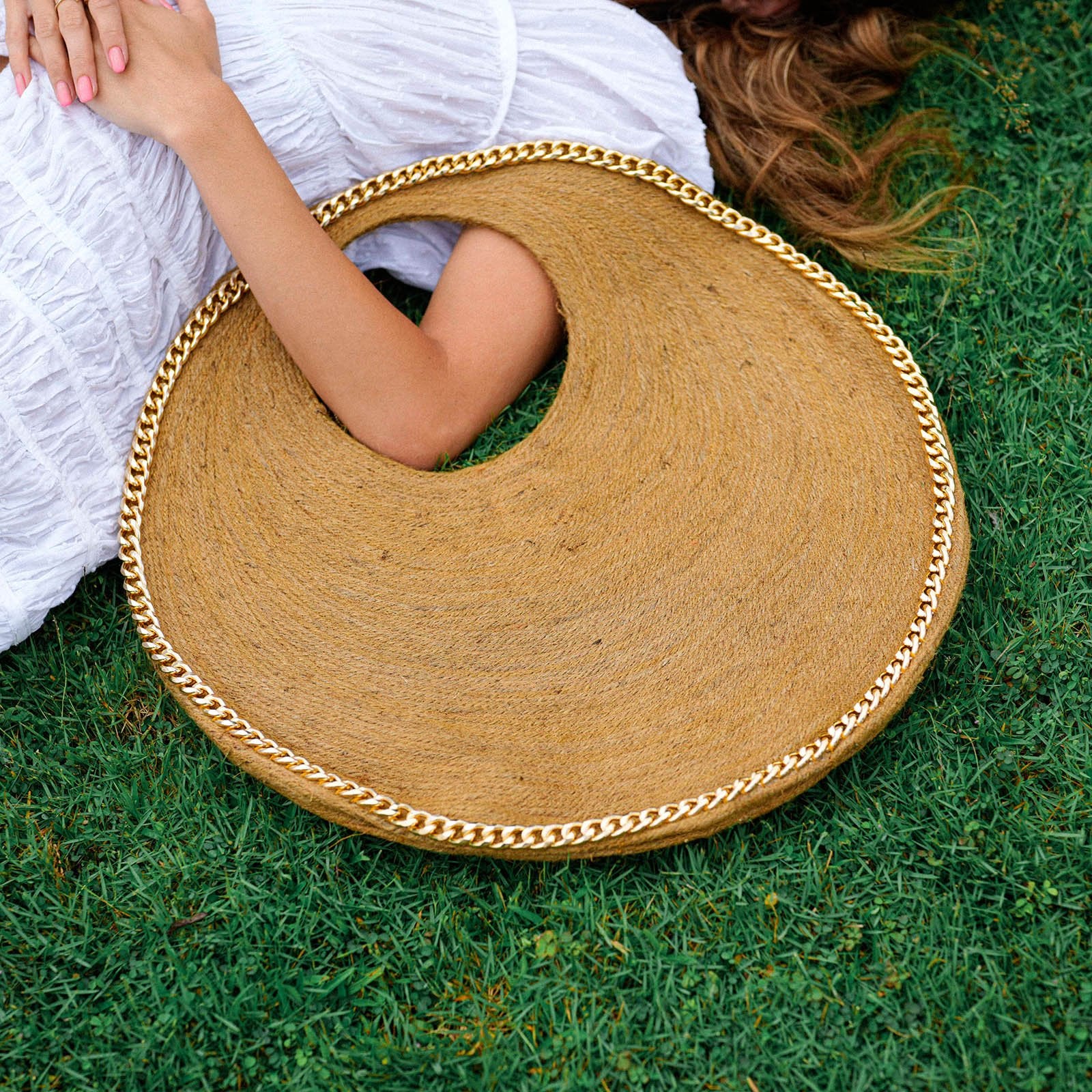 The Solo Cocco Jute Bag With Gold Chain - Diazza