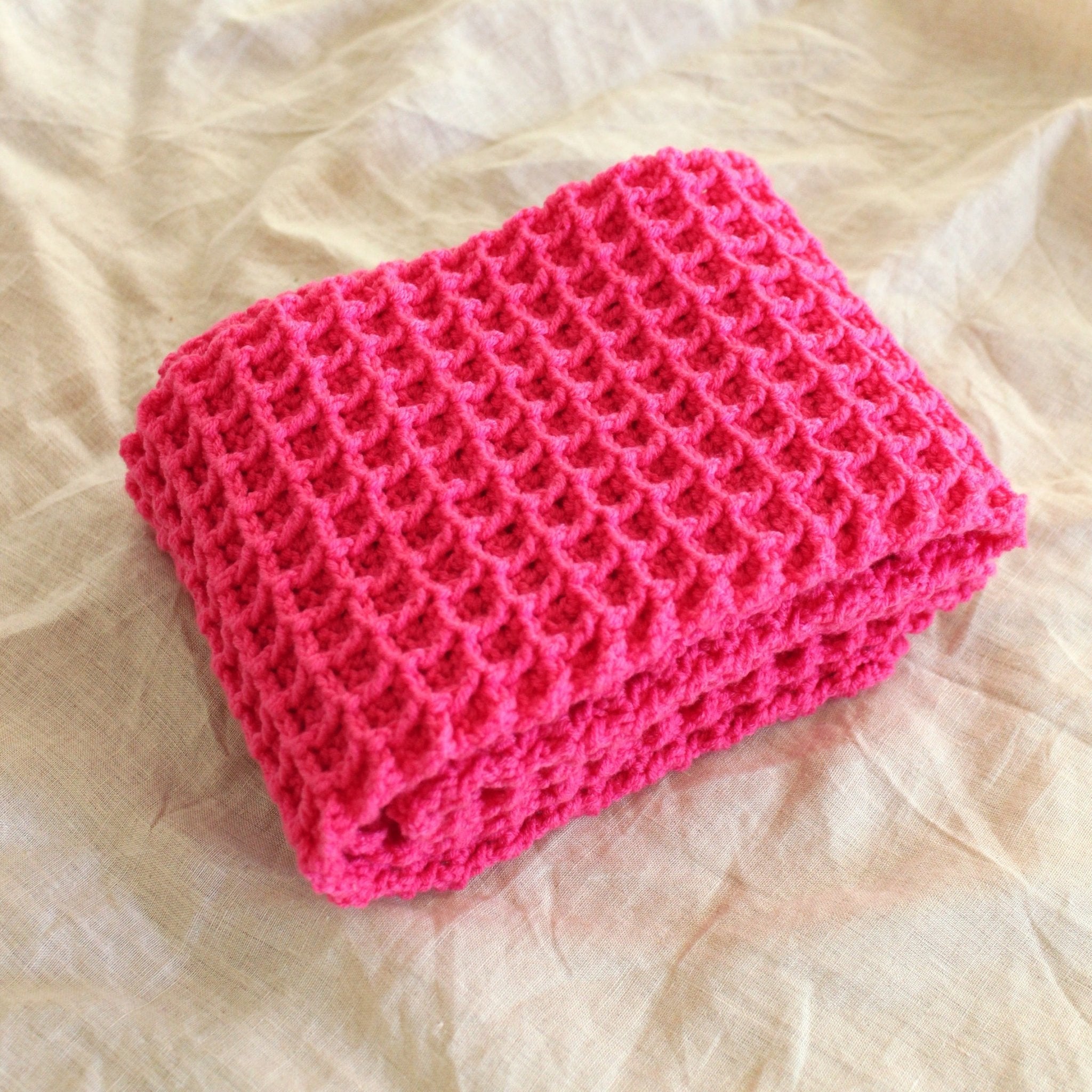 WAFFLE Crochet Scarf in Candy Pink - Diazza