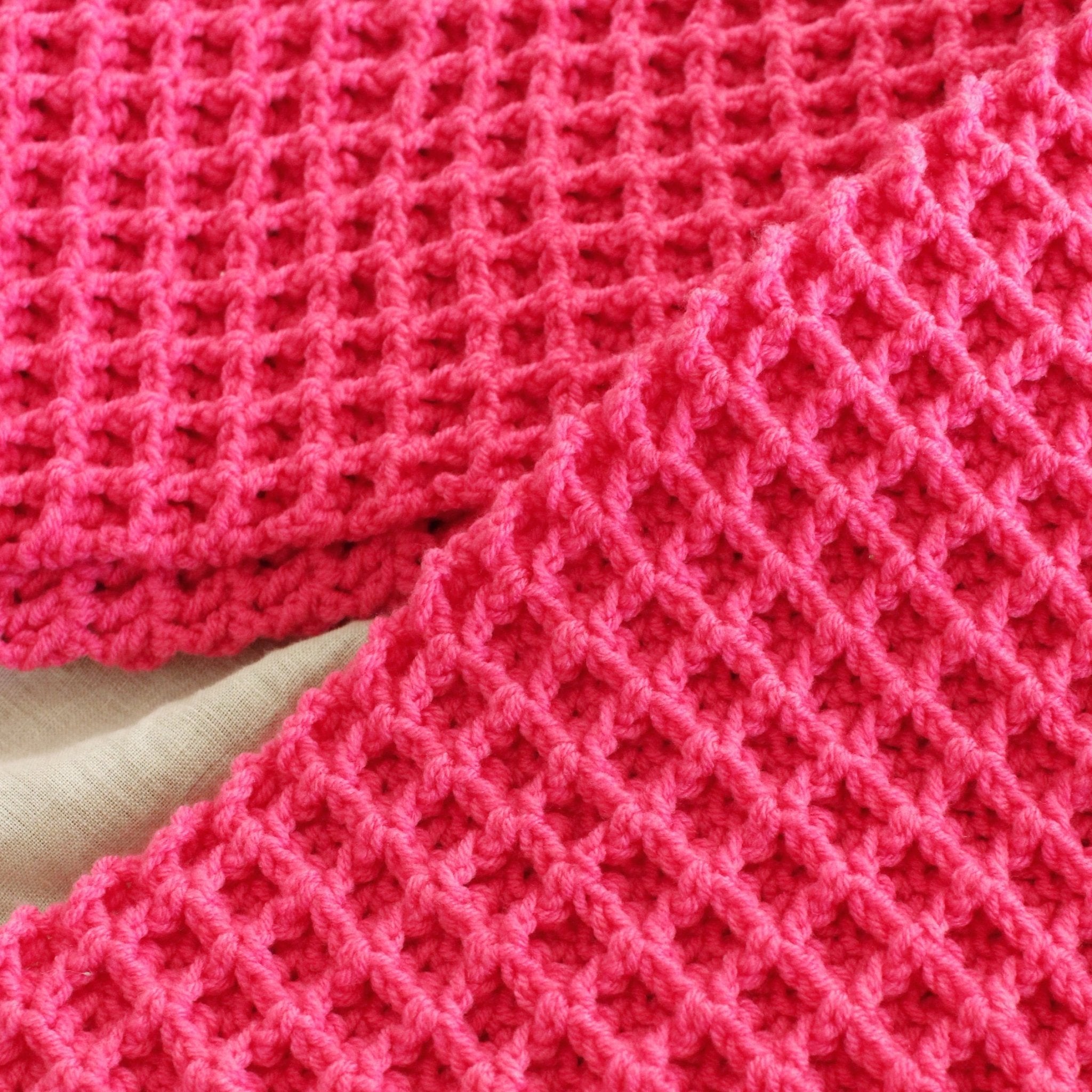 WAFFLE Crochet Scarf in Candy Pink - Diazza