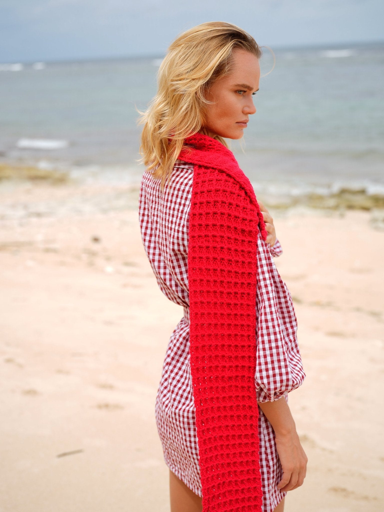 WAFFLE Crochet Scarf in Red - Diazza