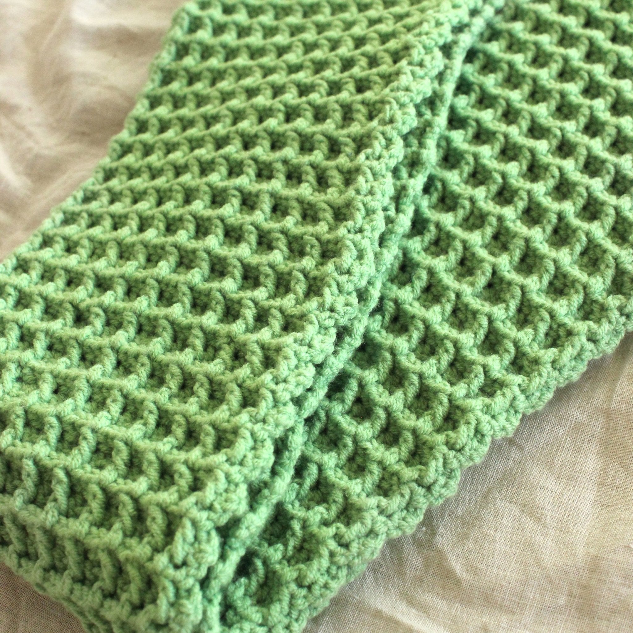 WAFFLE Crochet Scarf in Sage Green - Diazza
